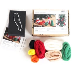 Ashford Needle Felting Kit - Christmas Ornaments -BEKA Shop ASH NFKCSb 86667.1698842002