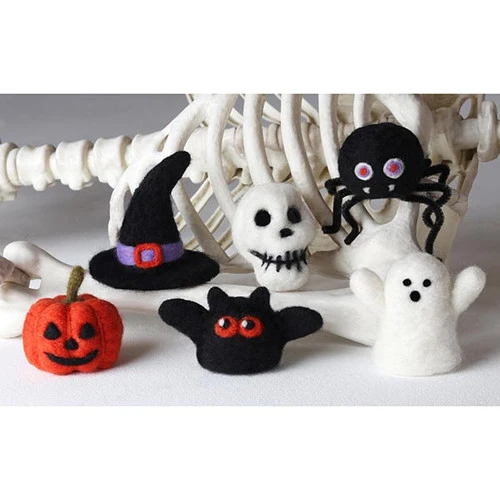 Ashford Needle Felting Kit - Halloween 4 Ashford Needle Felting Kit - Halloween - Image 2